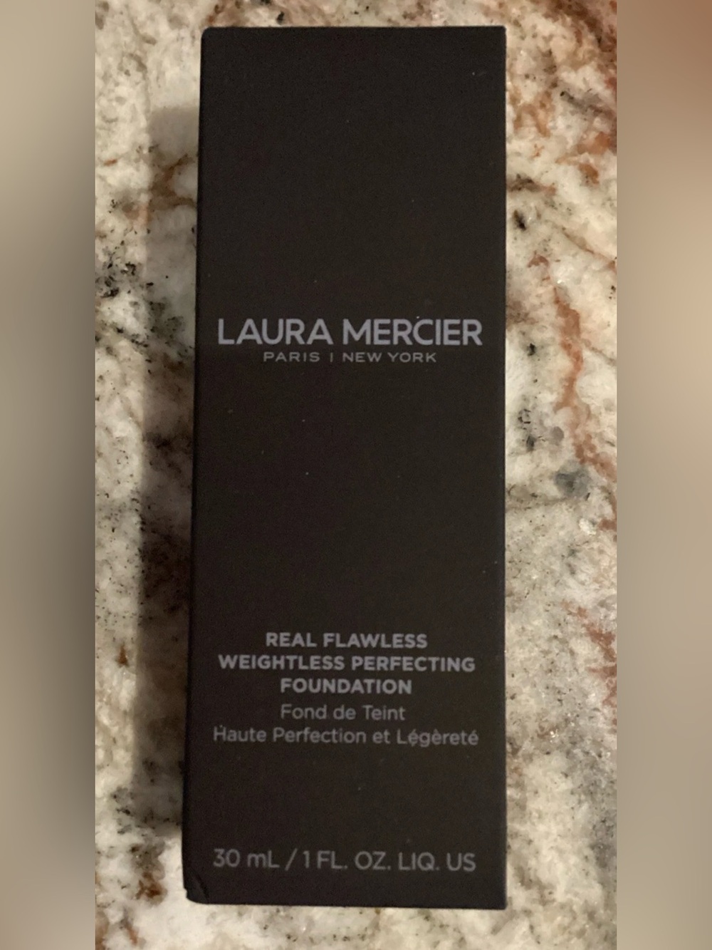 Laura Mercier Real Flawless Weightless Perfecting Foundation 3WO SANDSTONE 30ml